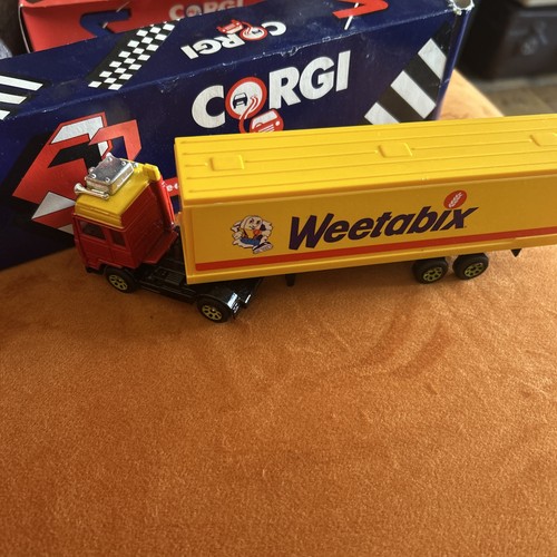 Corgi volvo weetabix - corgi,