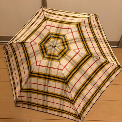 Burberry check pattern folding - burberry,