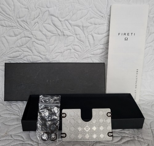 Rare discontinued boxed etched