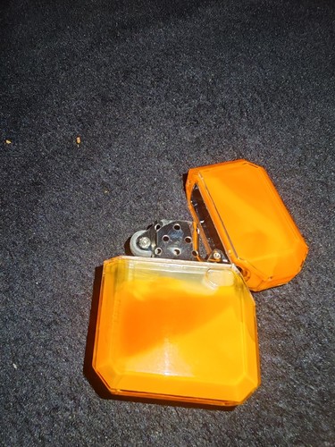 Luminous lighter and case - ,