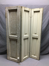 Antique Shabby White Wood