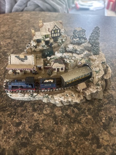 Danbury mint winter wonderland - danbury,