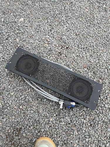 Rack mounted speakers - 19",