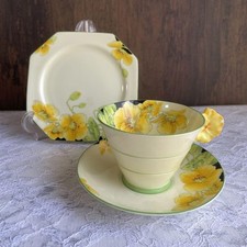 Paragon Iceland Poppy Trio – Tea Cup with Flower Handle, Saucer, Plate