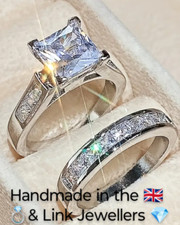 D4A: Woman White Gold* 2 Ring