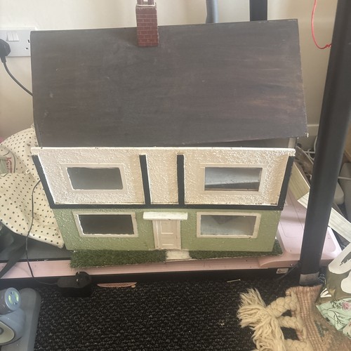 Mock tudor house furniture - no,