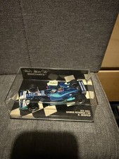 Minichamps 1:43 Red Bull