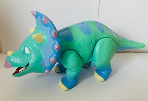 Dinosaur train triceratops - train,