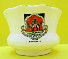 Vintage Crested Ware victoria
