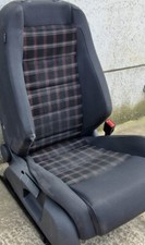VW GOLF GTI MK5 TARTAN CLOTH FRONT DRIVER RIGHT OFF SIDE SEAT HEATED / 5 DOOR