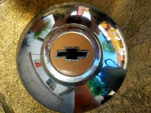 Vintage chevrolet hubcap - chevrolet,