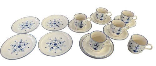 Carrigaline pottery county - carrigaline,