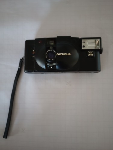 Olympus xa2 35mm compact film - 35mm,