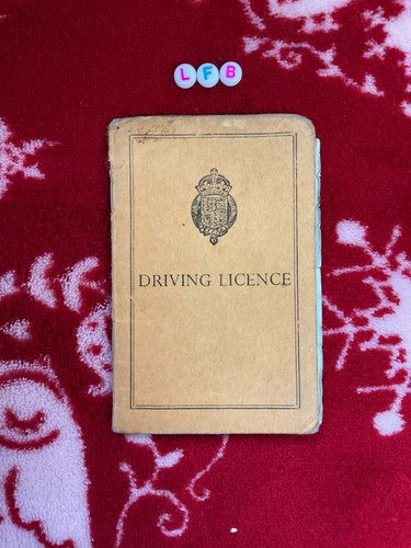 Vintage 1950s ladies - ladies, driving