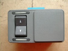 Rover 800 O/S Rear Window