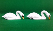 2 BESWICK SWANS (HEAD DOWN) - 1685.