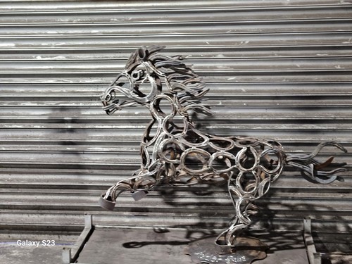 Metal horse sculpture - sculpture,