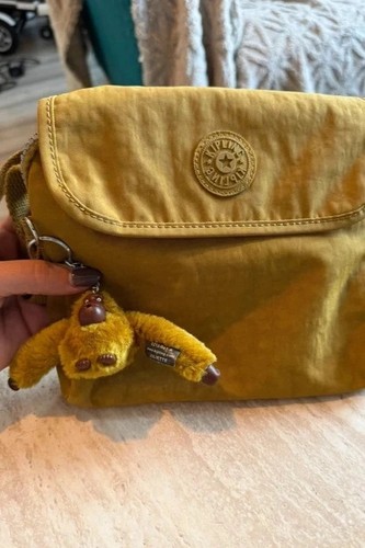 Kipling mustard yellow