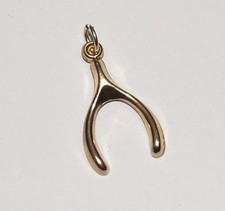 9ct Yellow Gold Wishbone Charm Pendant