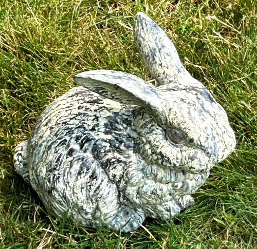 Vintage garden rabbit - garden, pottery