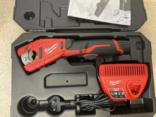 Milwaukee m12 pipe - milwaukee, kit