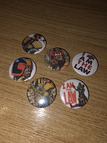 Judge dredd 2000ad button - 6,