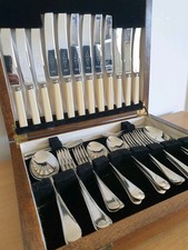 40 Piece 6 Person Cutlery Set
