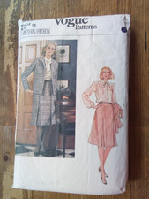 8129 Womens Jacket Skirt Suit