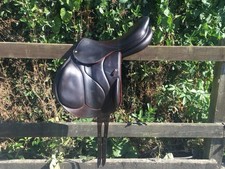 Devecoux Chiberta Jump Saddle