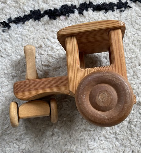 Debresk wooden tractor - wooden, in