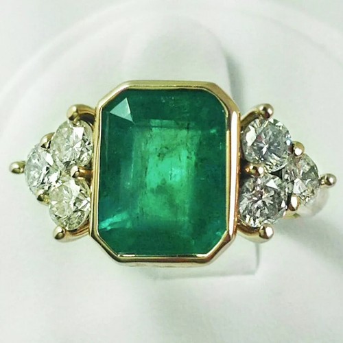 Emerald cut diamond - ct,