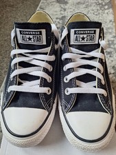 NEW CONVERSE SIZE 6 LADIES TRAINERS/PUMPS UNWORN. BRAND NEW.