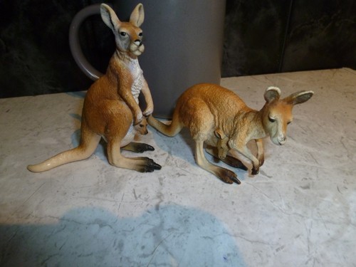 Schleich animals kangaroo - animals, x2