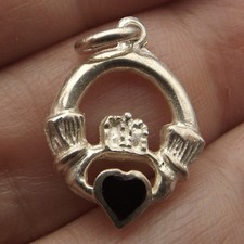 CLADDAGH sterling silver flat Celtic charm crown heart black stone poss onyx