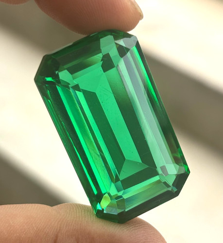 Natural 150 cts big emerald - big,