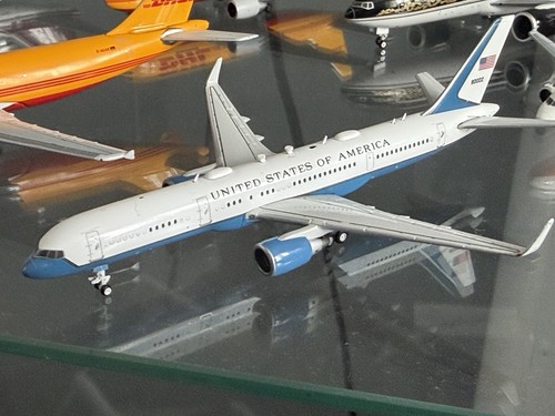 Gemini jets 400 united - 1:400,