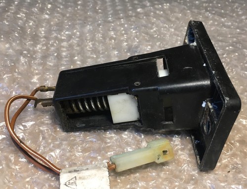 Porsche 928 rear boot lock