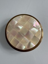 Vintage  mother of pearl Powder Compact 1950`S