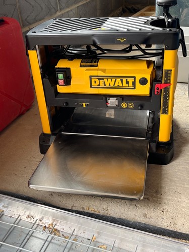 Dewalt portable thicknesser - portable,