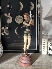 Tomb Raider Lara Croft Angel