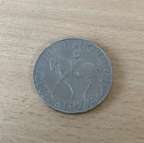 1977 queen elizabeth silver - queen, ii