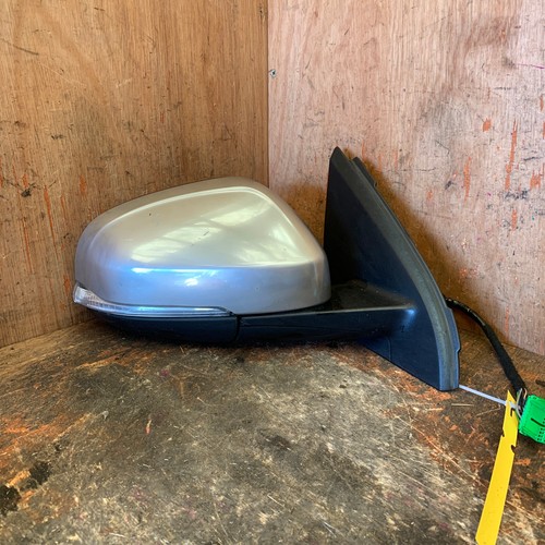 Volvo s60 wing mirror drivers - volvo,