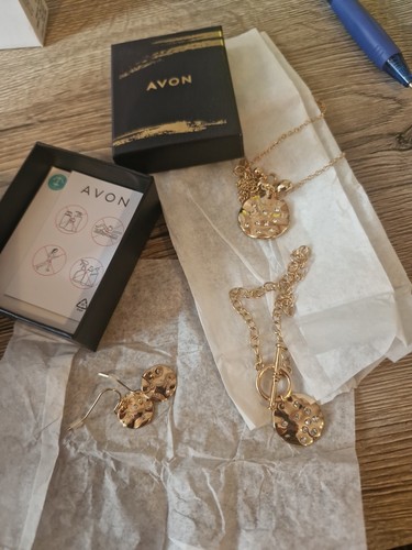 Avon yewellery gift set - yewellery,