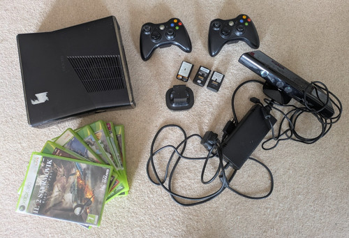 Xbox 360 console bundle - s, —