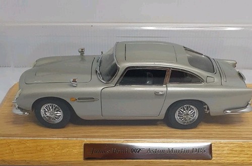 Danbury mint aston martin - danbury,