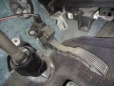 7811002011 THROTTLE PEDAL /
