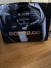 LS2 Full Carbon Fibre