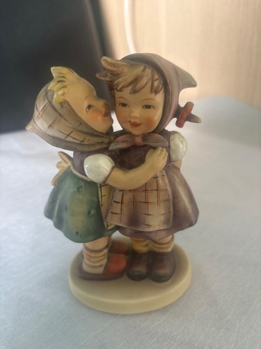 Goebel hummel telling her - goebel,