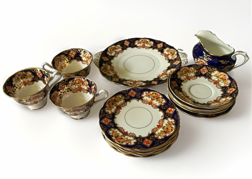 Royal albert bone china - royal,