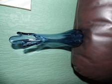 lovely vintage retro kitsch 5 finger blue glass vase 11 inches tall vgc
